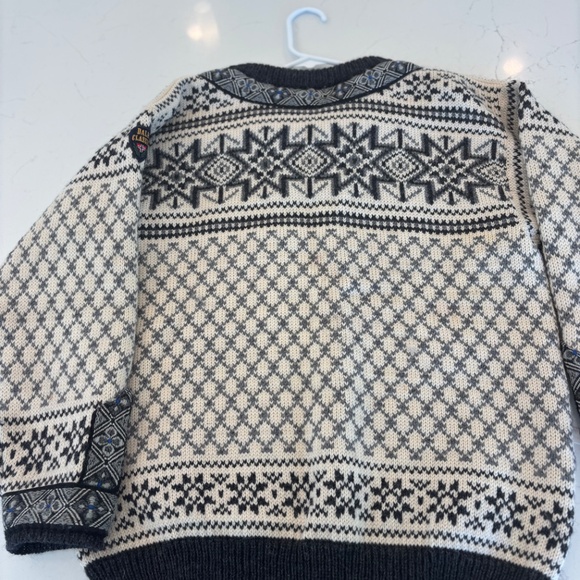 DALE OF NORWAY Classic Wool Sweater - Picture 6 of 10